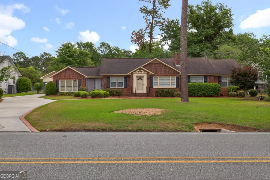 447 S College Street, Metter, GA 30439 - #2