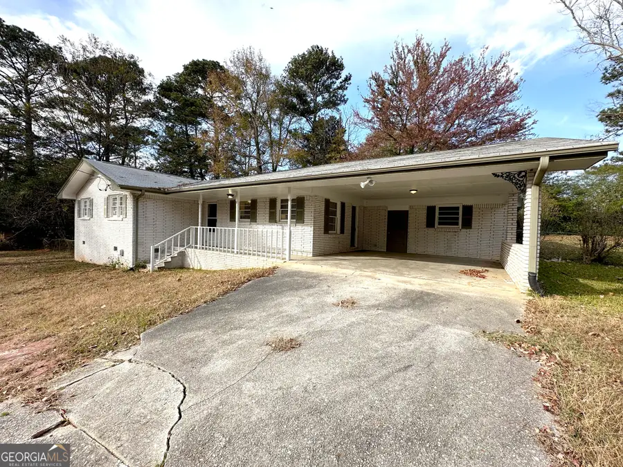 423 Center Circle Sw, Conyers, GA 30094 - #2