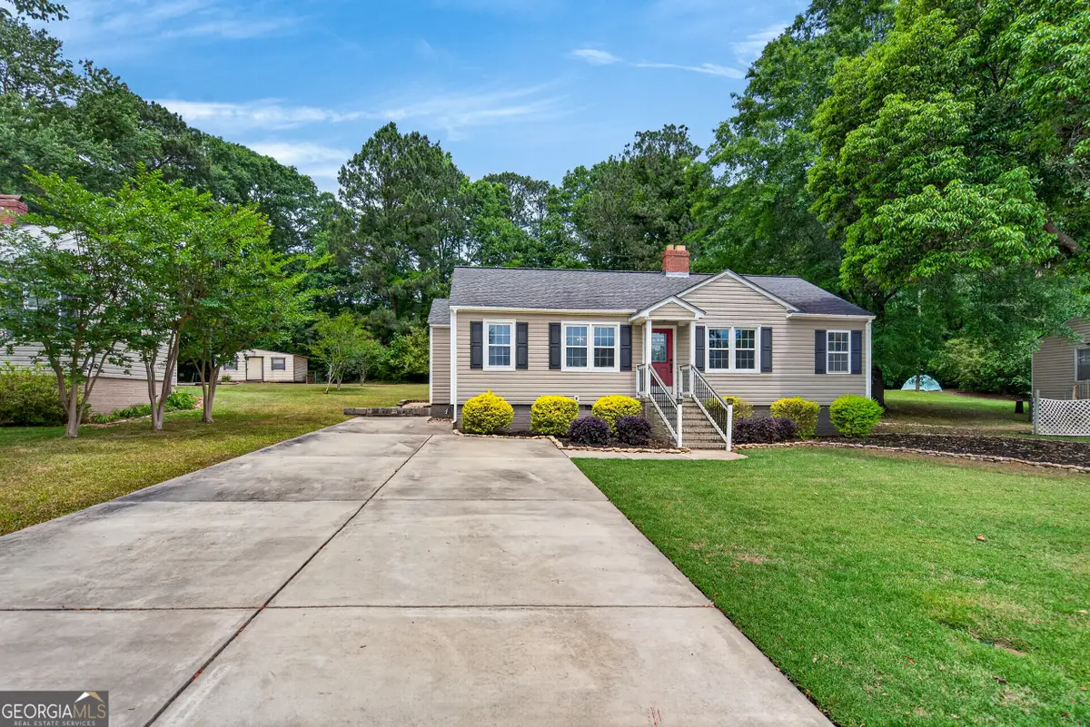 243 Beechwood Circle, Lagrange, GA 30240 - #1