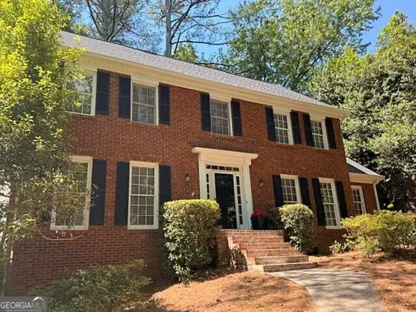 153 Lakeside Drive, Kennesaw, GA 30144