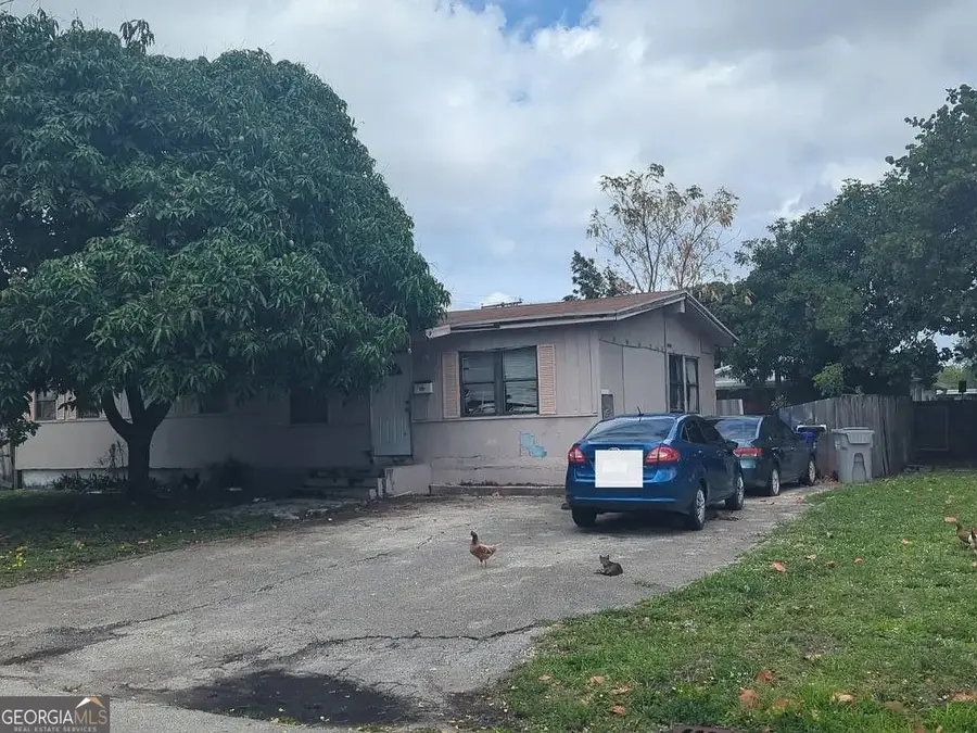 31 NW 17th Court, Pompano Beach, FL 33060 - #2