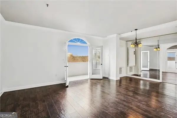 2161 Peachtree Road Ne, Atlanta, GA 30309