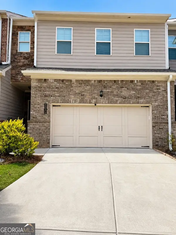 2235 Manor Pointe Drive, Cumming, GA 30041