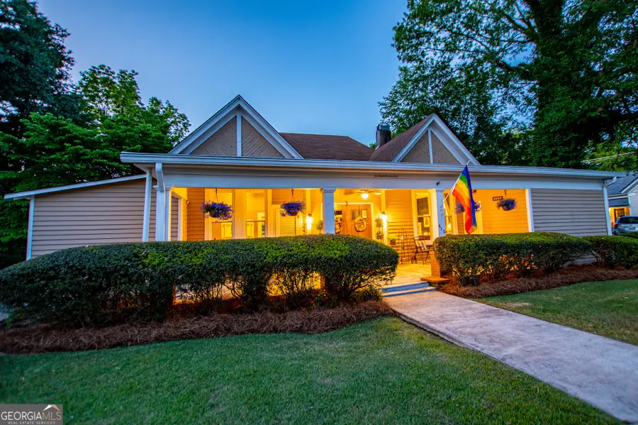 410 Cedar Street, Carrollton, GA 30117 - #2
