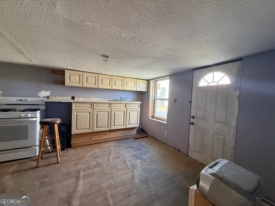 417 N Wilkinson Street, Milledgeville, GA 31061 - #2