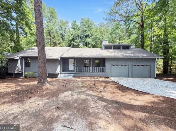 420 Creekside Lane, Woodstock, GA 30188