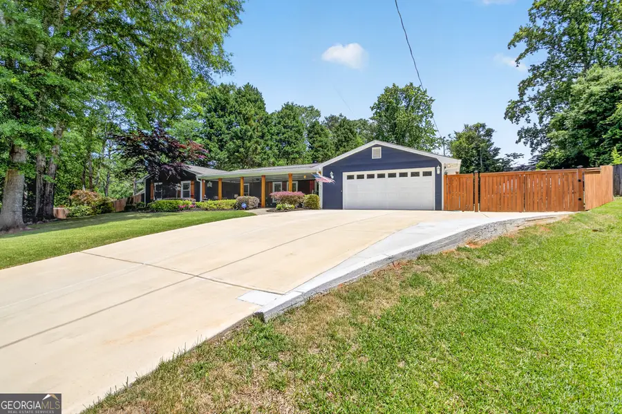 3756 Southgate Drive Sw, Lilburn, GA 30047 - #3
