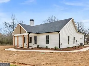160 Loyd Road, Mansfield, GA 30055