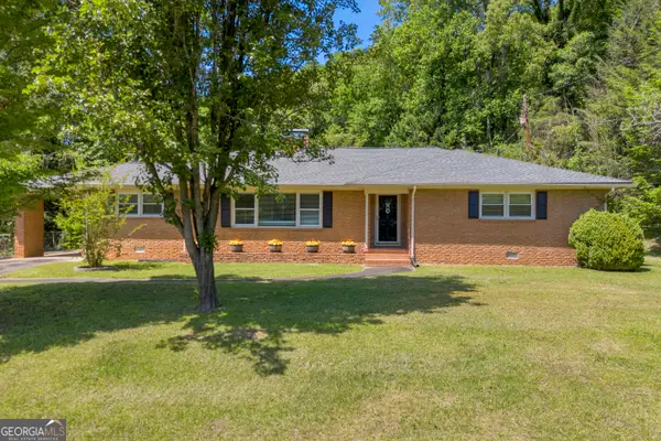 1973 Falls Road, Toccoa, GA 30577