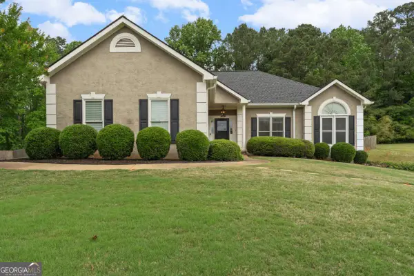 122 Crescent Drive, Newnan, GA 30265