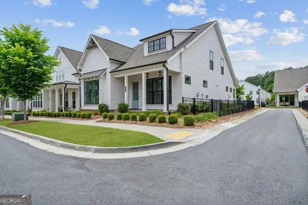 1053 Harvest Park Lane, Suwanee, GA 30024