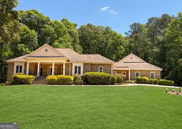 220 North Drive, Fayetteville, GA 30214