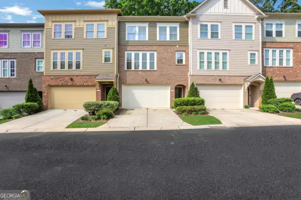 1300 Hopkins Drive, Decatur, GA 30033