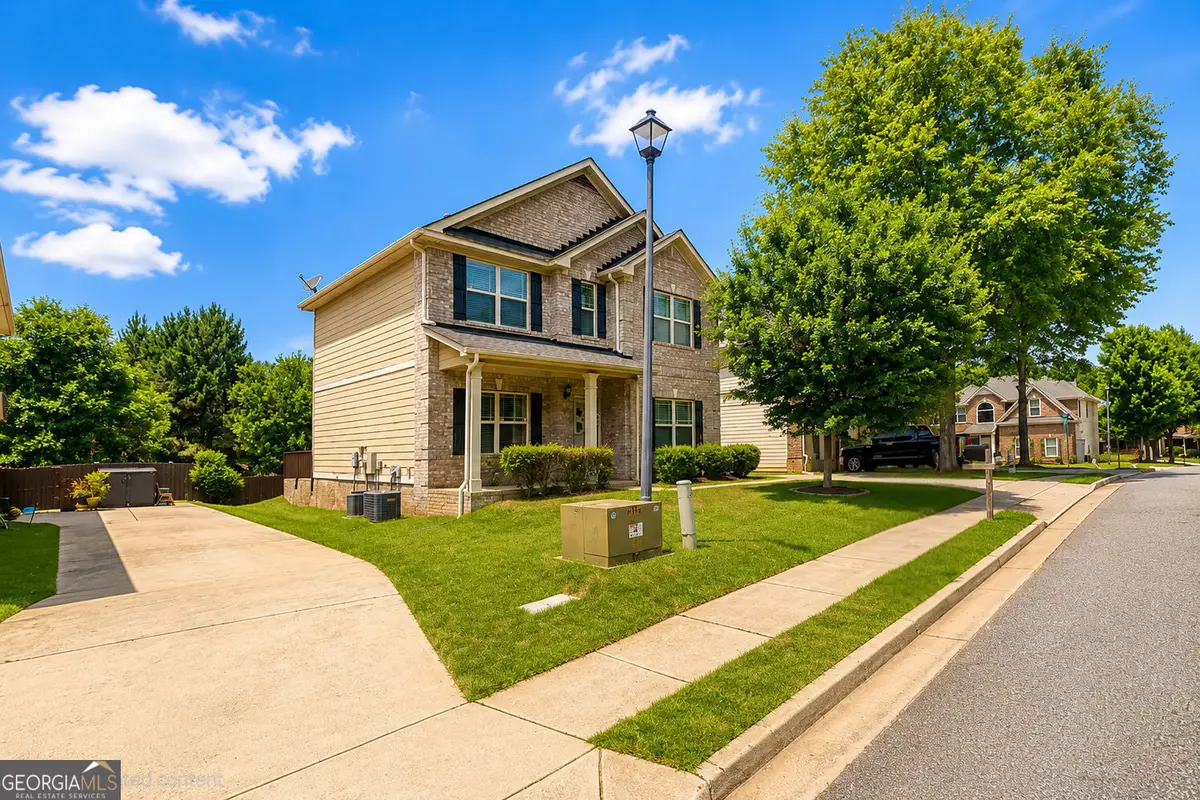 14 Madrid # Avenue, Newnan, GA 30263 - #1