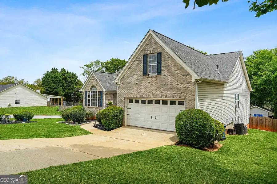 220 Cedarhurst Road, Lawrenceville, GA 30045 - #3
