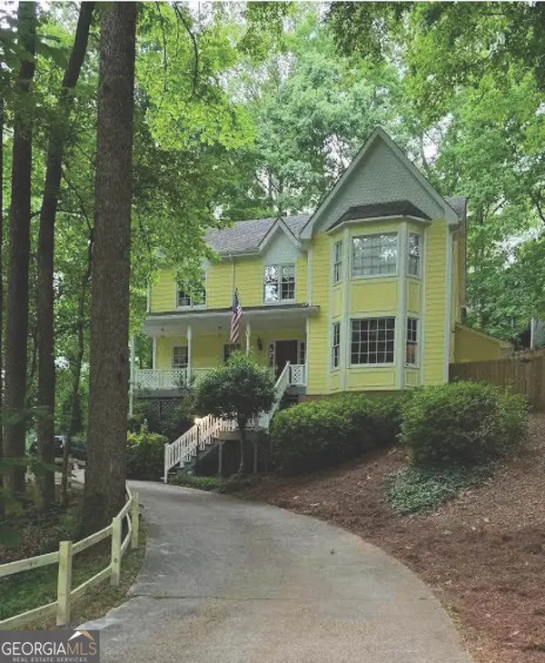 11690 Highland Colony Drive, Roswell, GA 30075