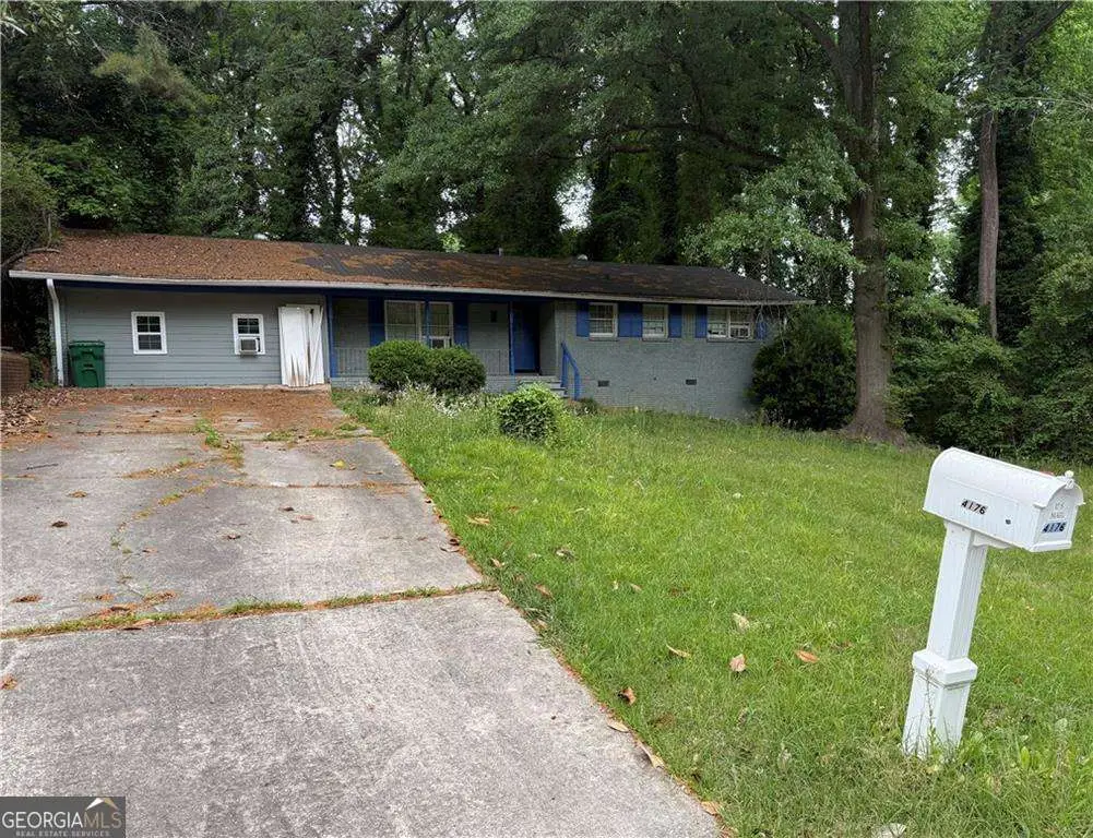 4176 Indian Forest Road, Stone Mountain, GA 30083 - #1
