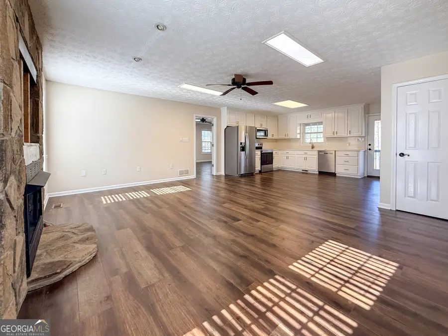 499 Old Deer Path Way, Cleveland, GA 30528 - #3