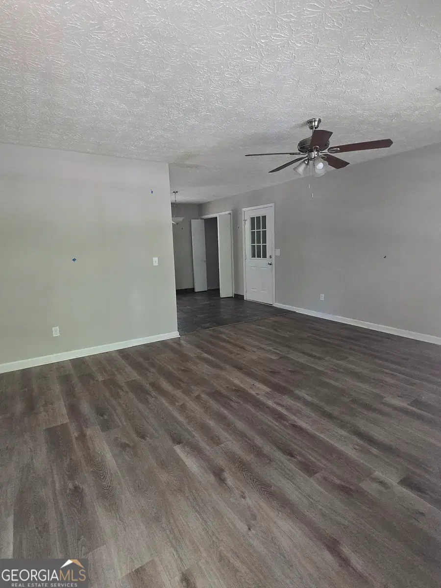 125 E Country Woods Drive, Covington, GA 30016 - #2