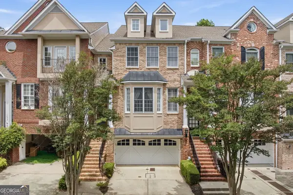 1041 Emory Parc Place, Decatur, GA 30033
