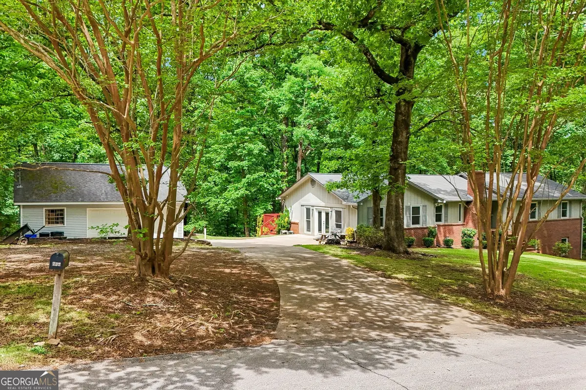 232 E Miles Road, Carrollton, GA 30116 - #1