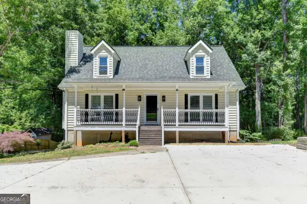 1530 Plunketts Road, Buford, GA 30519