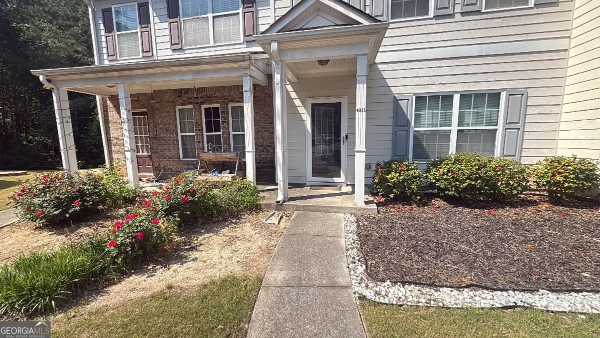 6211 Shoals Loop, Union City, GA 30291 - #1