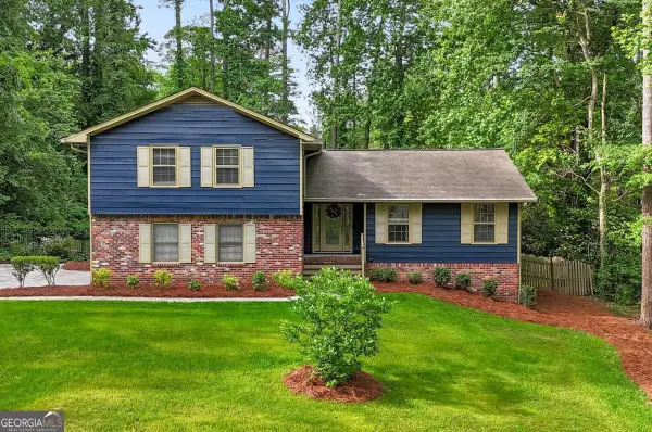 2711 Georgian Court, Marietta, GA 30068