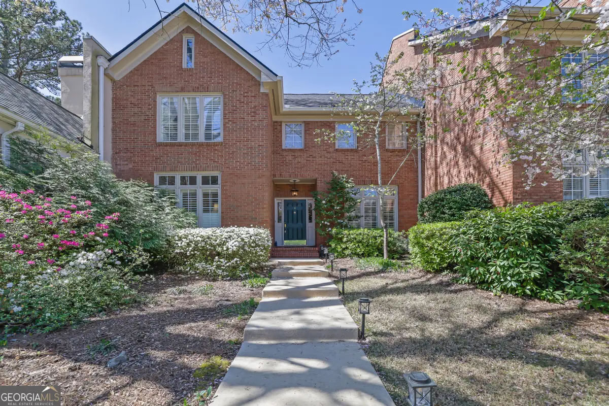 2 Paces West Terrace Nw, Atlanta, GA 30327 - #1