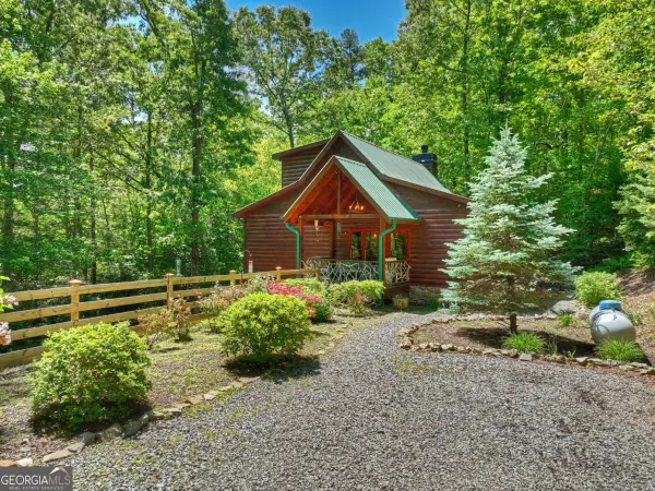 101 Overlook Road, Blue Ridge, GA 30513