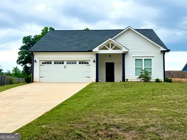 308 N Point Circle, Hartwell, GA 30643