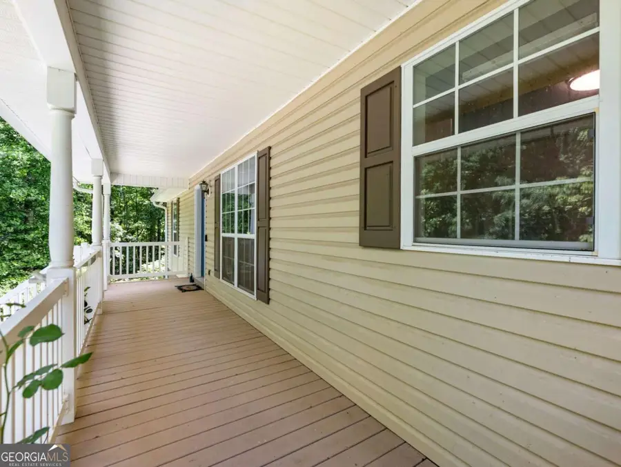 376 Thornwood Circle, Mount Airy, GA 30563 - #2