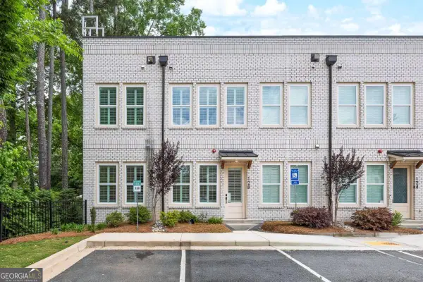 9040 Main Street #128, Woodstock, GA 30188