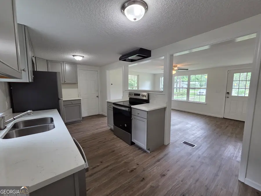 860 Martin Luther King Jr Boulevard, Kingsland, GA 31548 - #3
