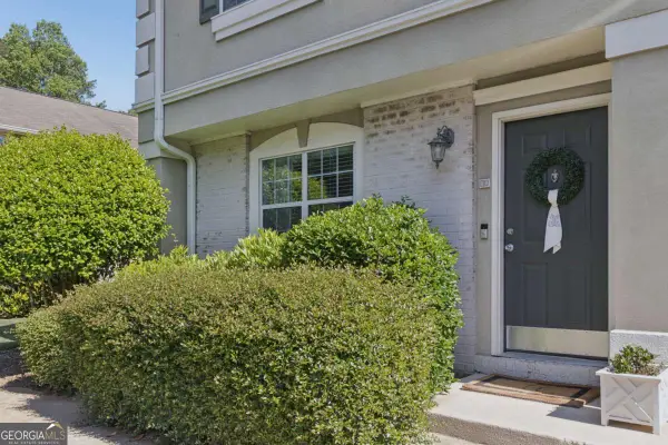6900 Roswell Road #F1, Atlanta, GA 30328