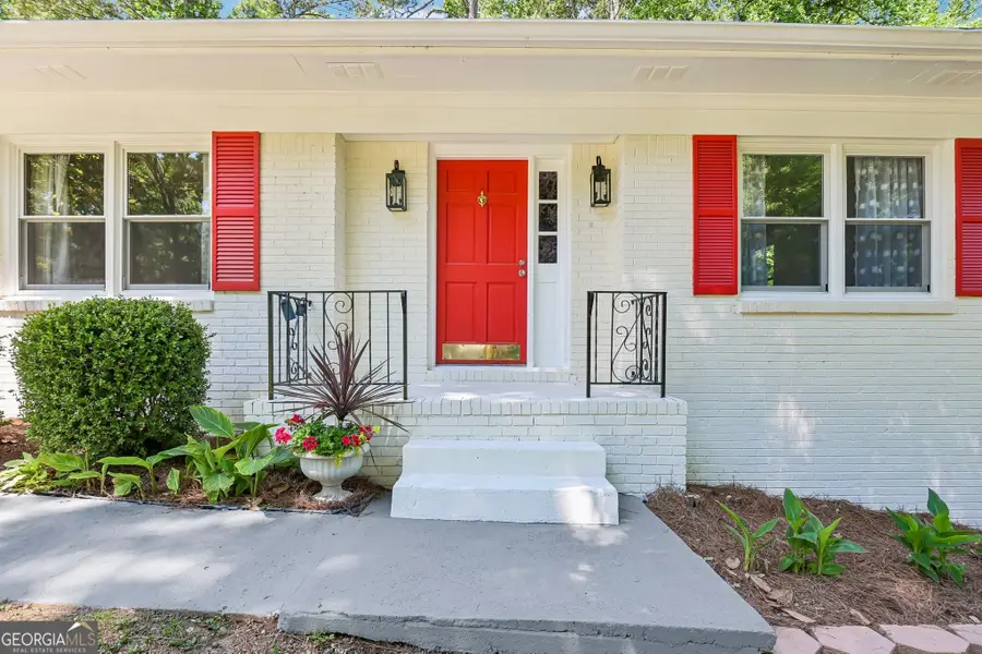 889 Valley Creek Drive, Stone Mountain, GA 30083 - #2