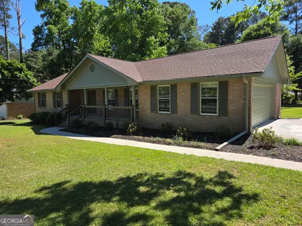 1697 Fremont Drive Sw, Stone Mountain, GA 30087