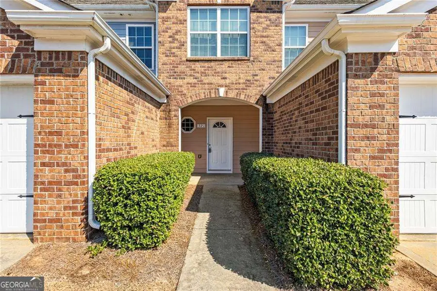 321 Village Drive, Loganville, GA 30052 - #2