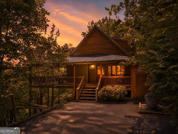 161 Huntington Way, Blue Ridge, GA 30513