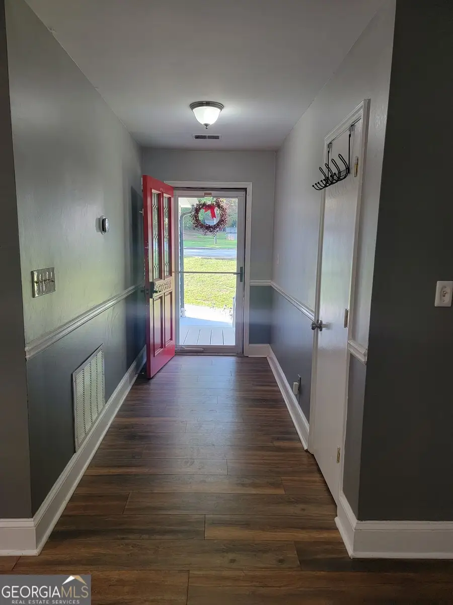 5104 Carole Place Sw, Stone Mountain, GA 30087 - #3