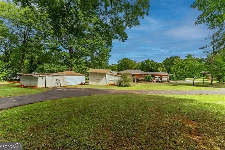 4225 Atlanta Street, Powder Springs, GA 30127 - #2