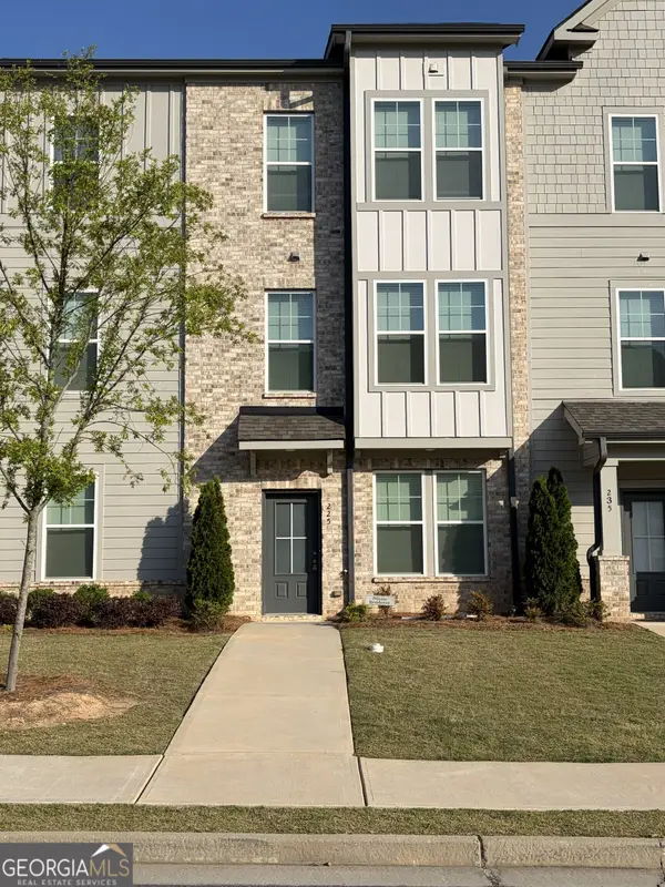 225 Cobalt Drive, Fayetteville, GA 30214