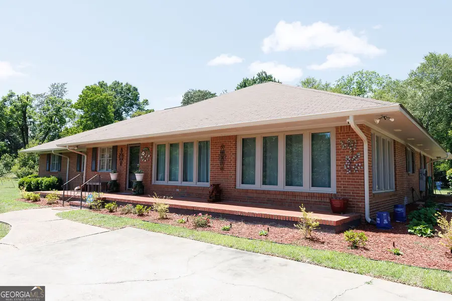 211 N Broad Street, Buena Vista, GA 31803 - #2