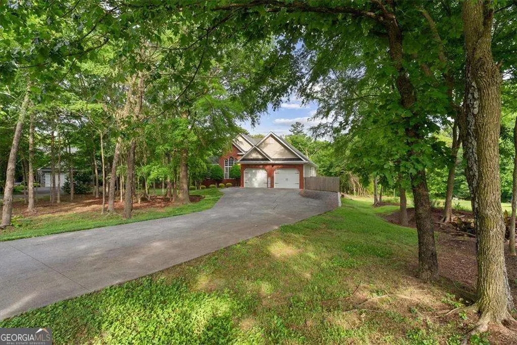 221 Woodford Way Se, Calhoun, GA 30701 - #1