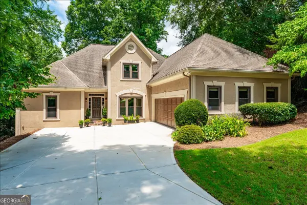5640 Sandown Way, Johns Creek, GA 30097