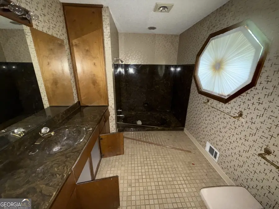 829 Post Road Way, Stone Mountain, GA 30088 - #3