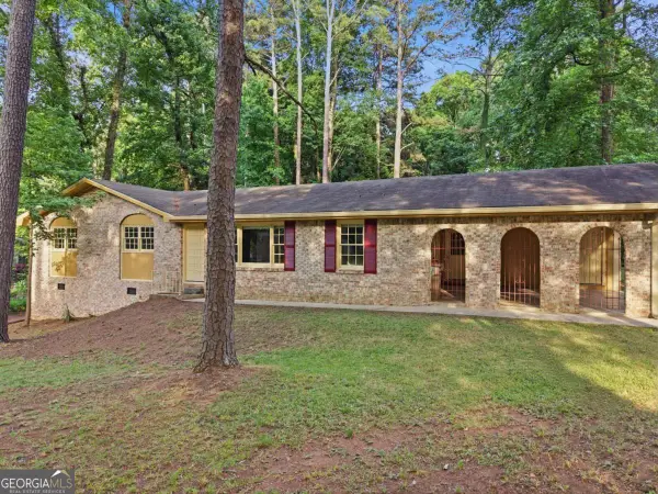 5657 Mountainbrooke Court, Stone Mountain, GA 30087