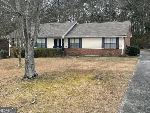 3153 Dove Court, Snellville, GA 30078