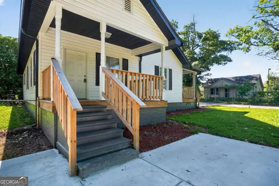 202 Park Street, Griffin, GA 30223 - #2