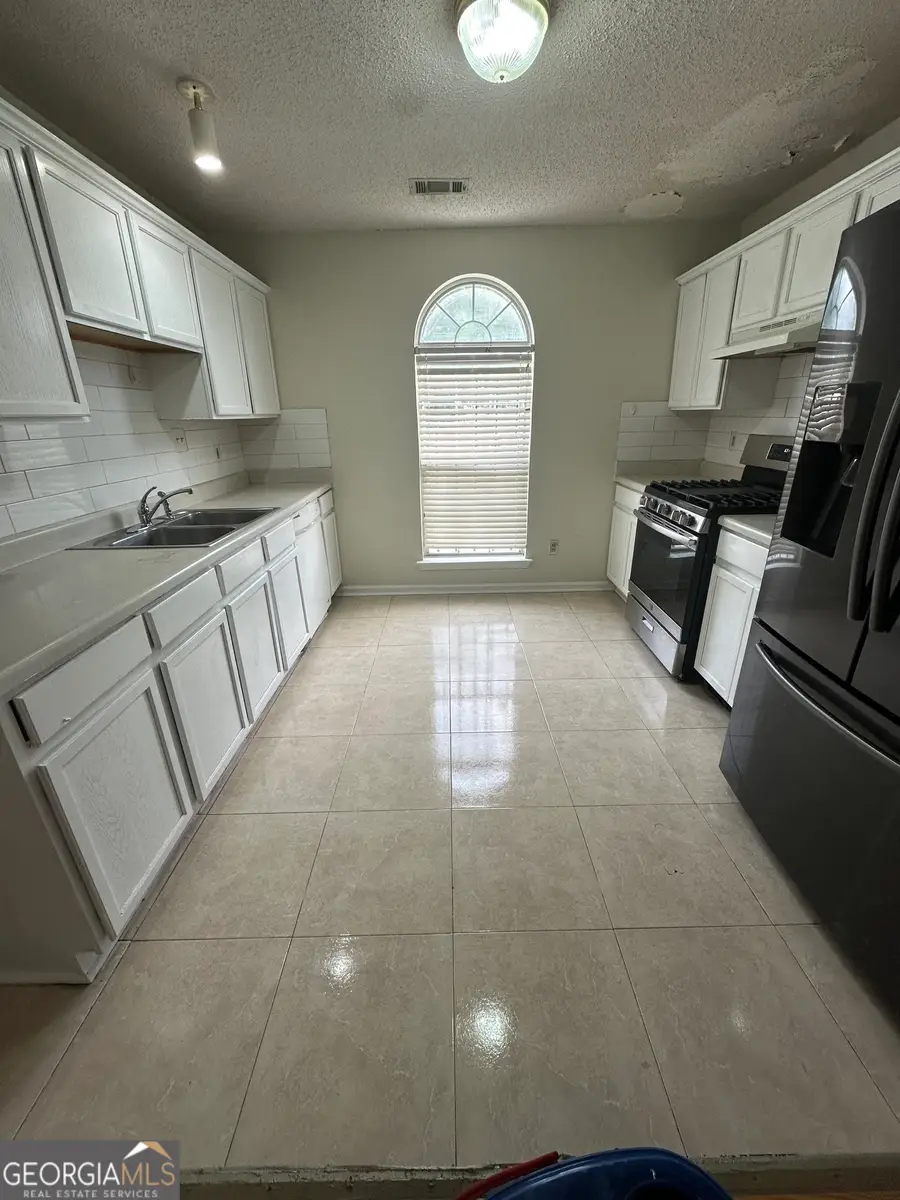 465 Eagles Crossing Circle, Riverdale, GA 30274 - #2